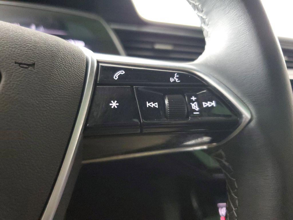 2024 Audi Q8 Sportback e-tron Premium Plus - Photo 25