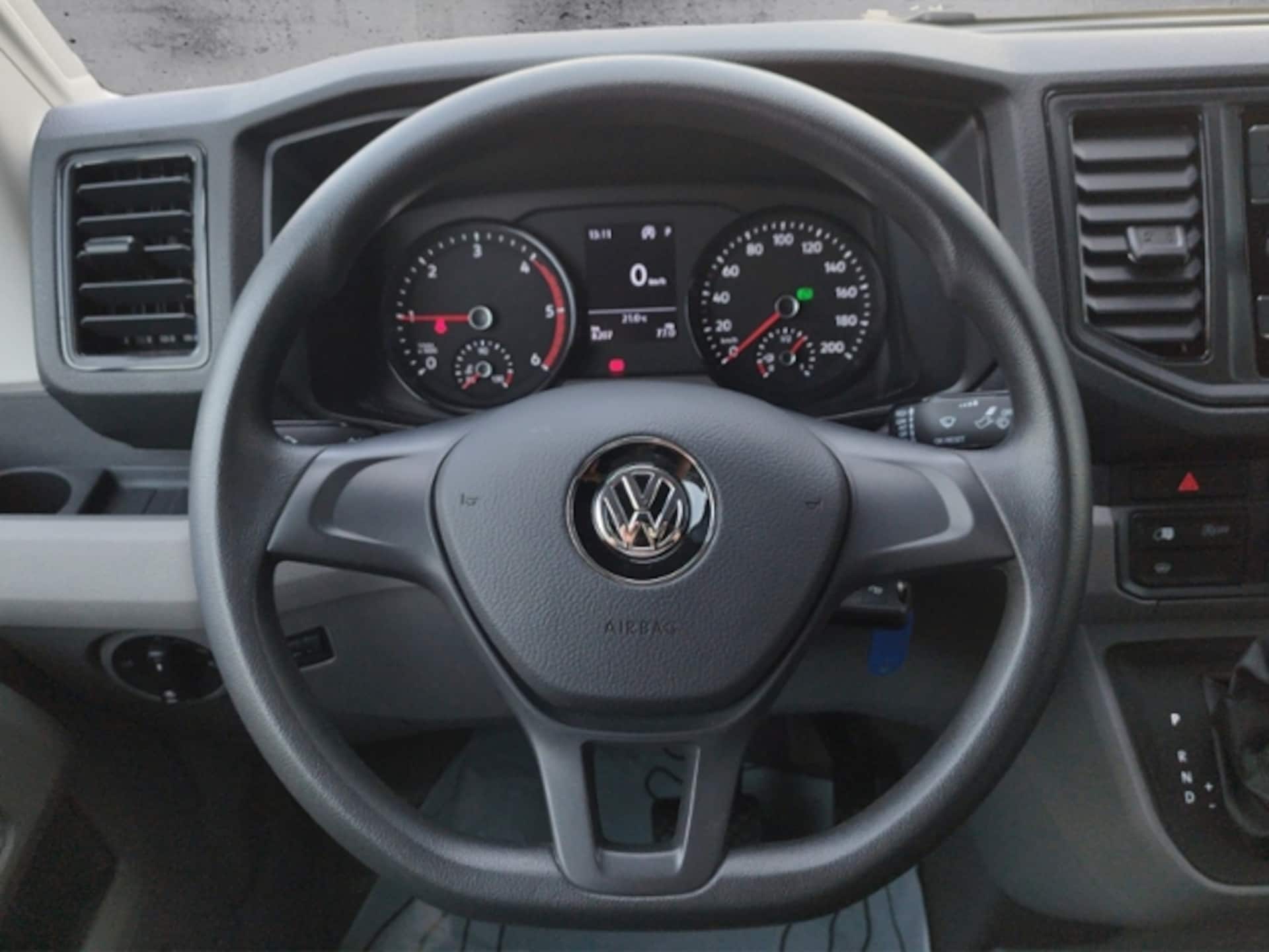 Volkswagen Crafter Kasten mittlerer Radstand