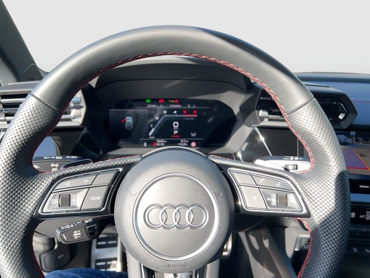 Bild über Audi A3 Sportback S line 35 TDI S tronic - für weitere Informationen kontaktieren Sie den Audi Partner