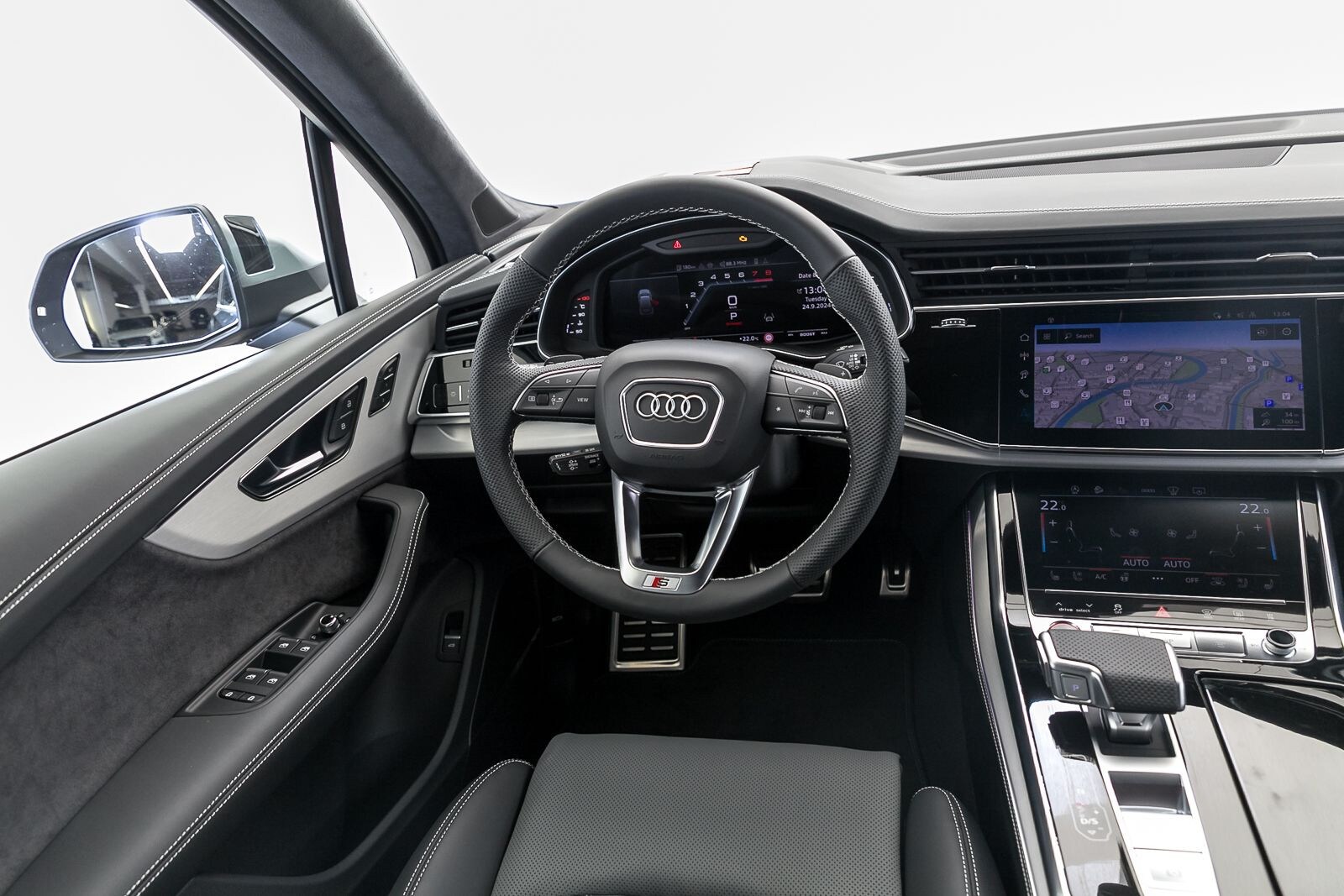 Image about Audi SQ7 SUV TFSI quattro tiptronic