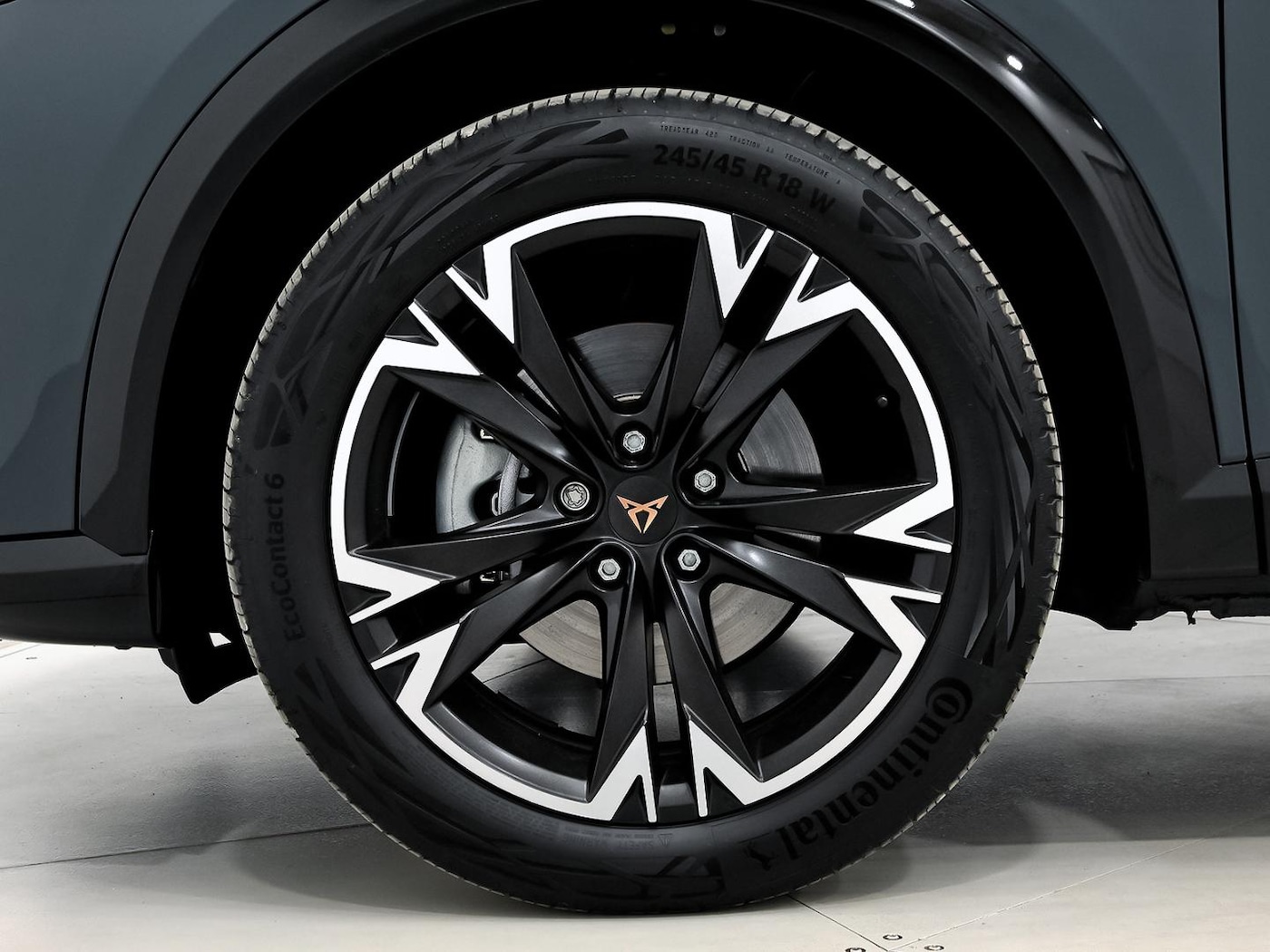 CUPRA Formentor 1.5 TSI e-Hybrid DSG 150 kW (204 CV) — photo 9