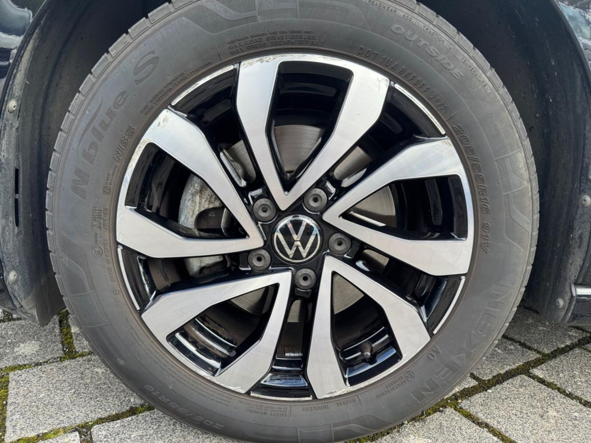 Volkswagen Golf Active
