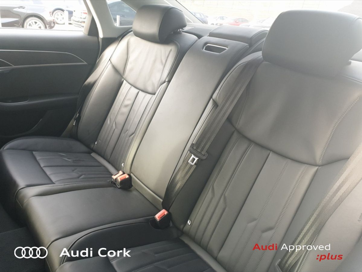 Image about Audi A8 TFSI e Luxury 60 TFSI e quattro 462 PS tiptronic