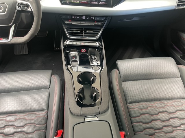 Audi e-tron GT RS