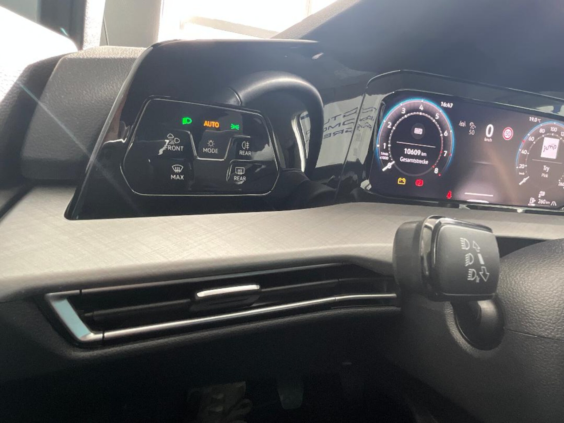 Volkswagen Golf Life