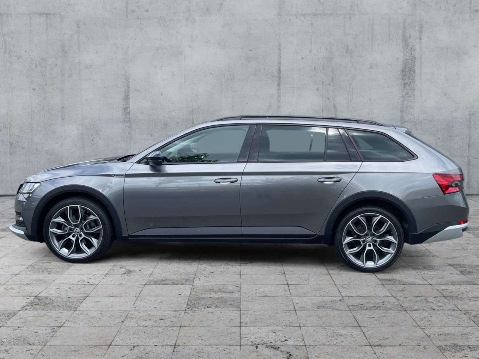 Skoda Superb Combi Scout