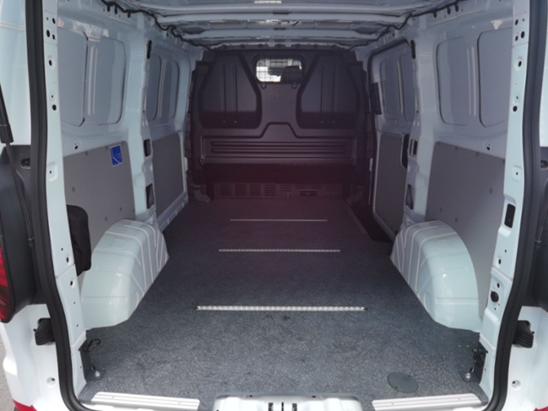 Volkswagen Transporter Kasten kurzer Radstand