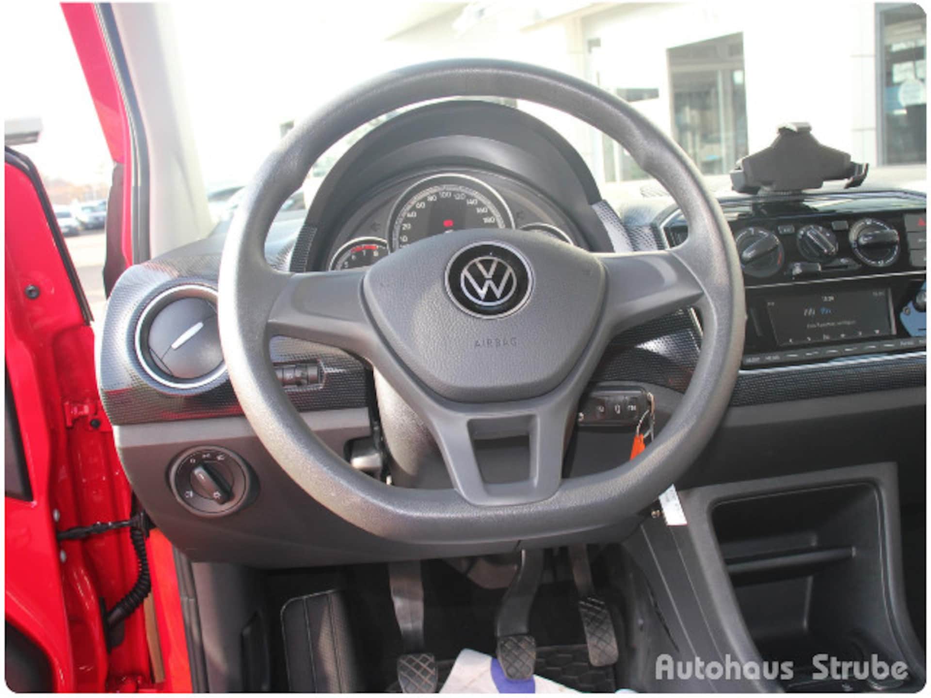 Volkswagen up!