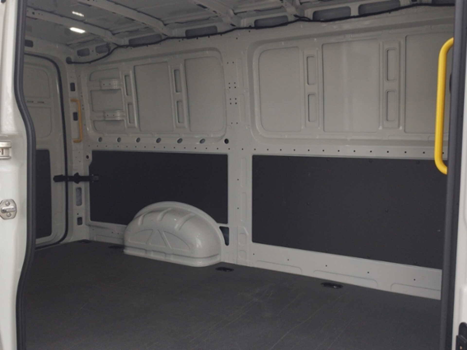 Volkswagen Crafter Kasten mittlerer Radstand