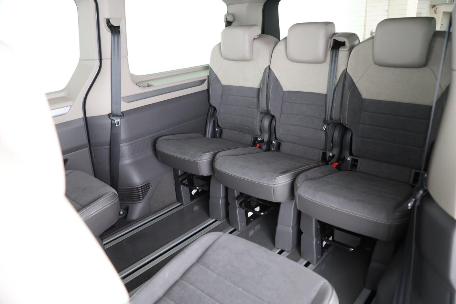 Volkswagen Multivan Langversion – Bild 13