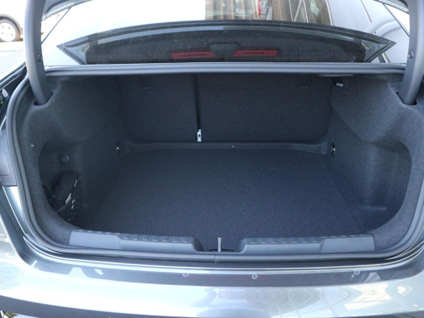 Bild über Audi A3 Limousine S line TDI 110 kW S tronic - für weitere Informationen kontaktieren Sie den Audi Partner