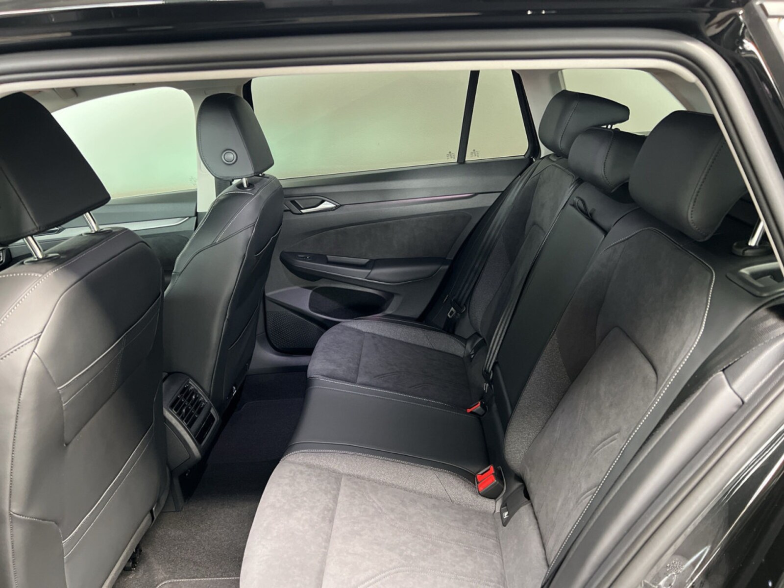 Volkswagen Golf Variant – Bild 7