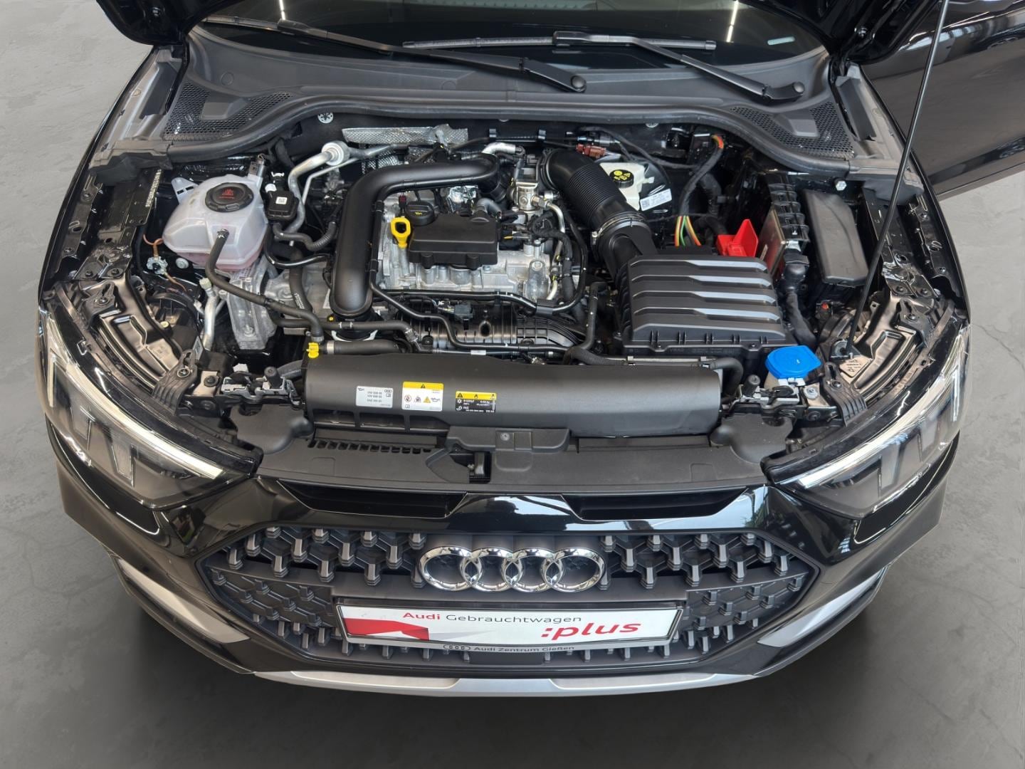 Bild über Audi A1 allstreet 30 TFSI S tronic - für weitere Informationen kontaktieren Sie den Audi Partner