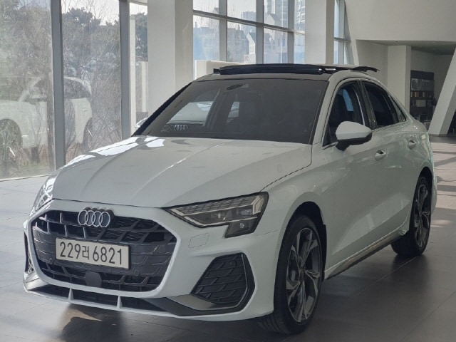 Audi A3 40 TFSI Premium 150 204 kW hp S tronic 2