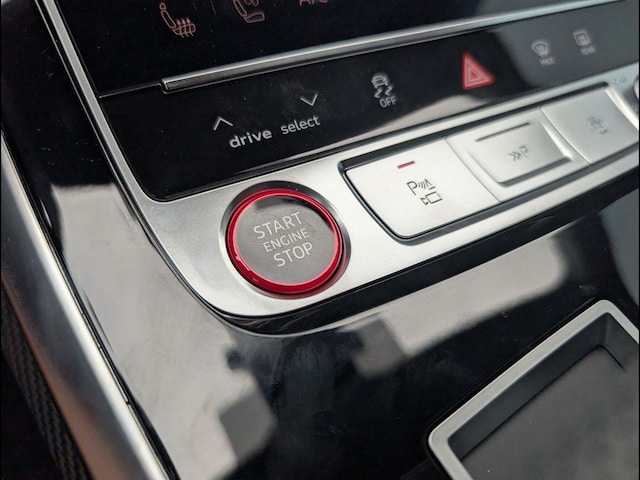 2026 Audi SQ8 Prestige - Photo 13