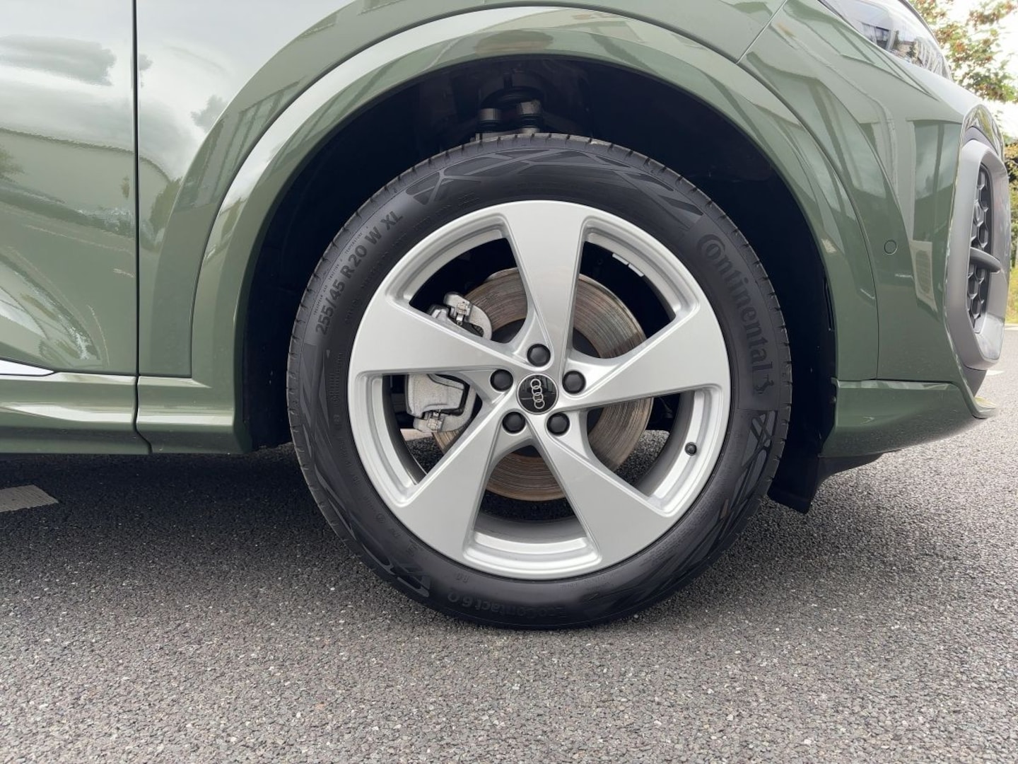 Bild über Audi Q5 SUV TDI quattro 150 kW S tronic - für weitere Informationen kontaktieren Sie den Audi Partner