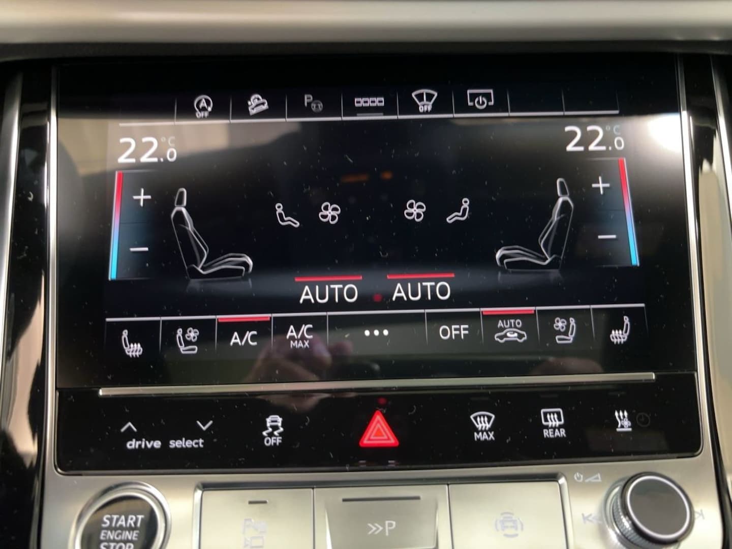 Bild über Audi Q7 SUV S line business TDI quattro 210 kW tiptronic - für weitere Informationen kontaktieren Sie den Audi Partner
