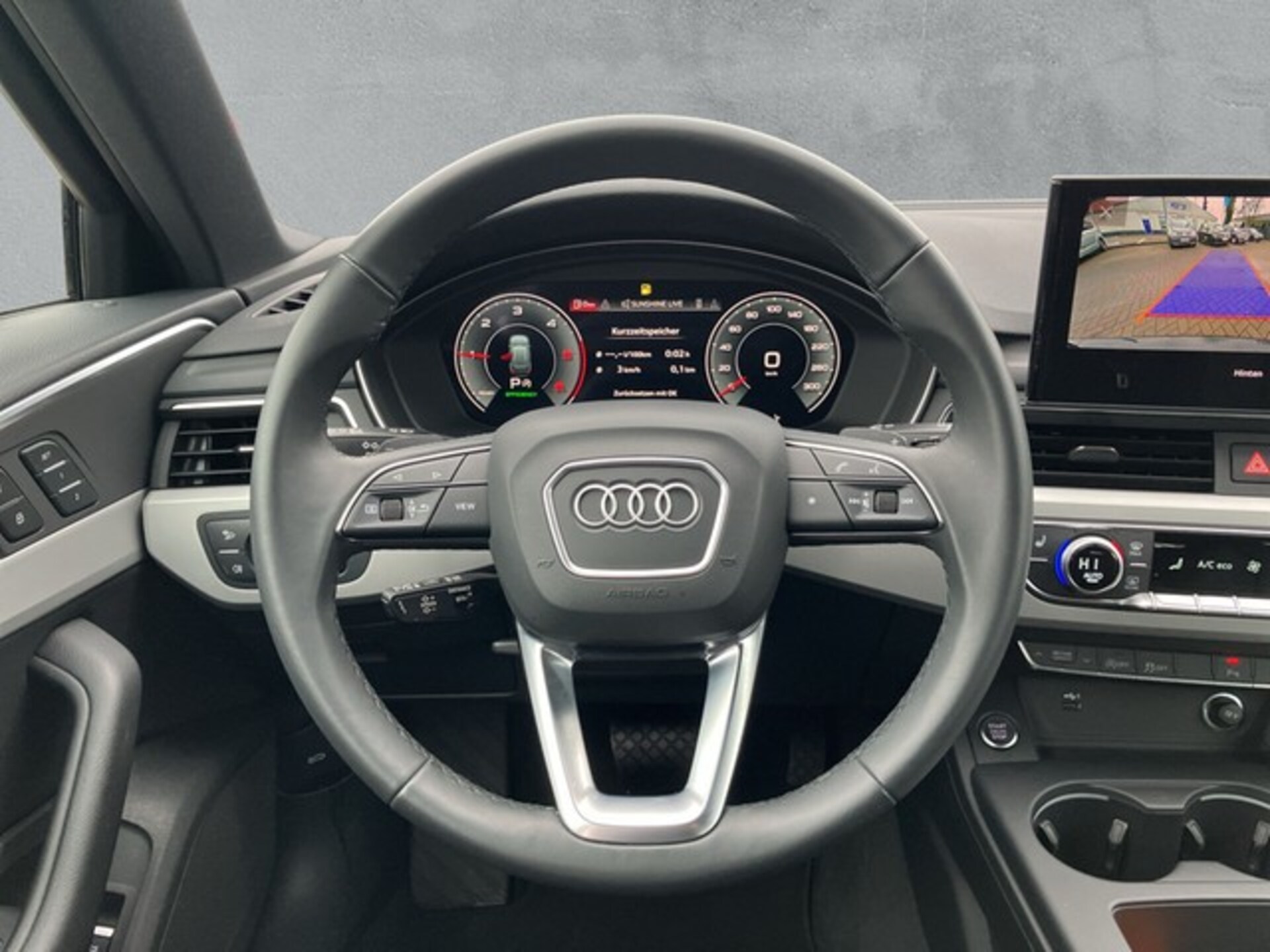 Audi A4 Avant S line