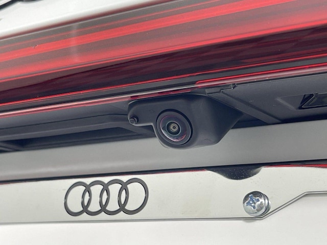 2025 Audi Q5 Premium - Photo 18