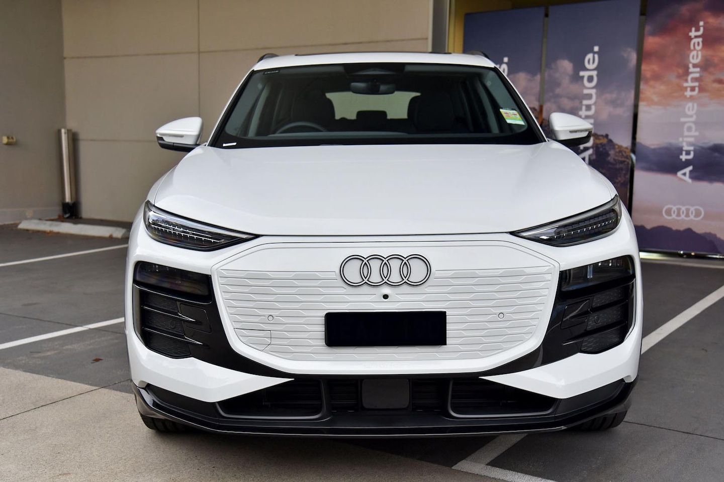 Image about Audi Q6 SUV e-tron e-tron