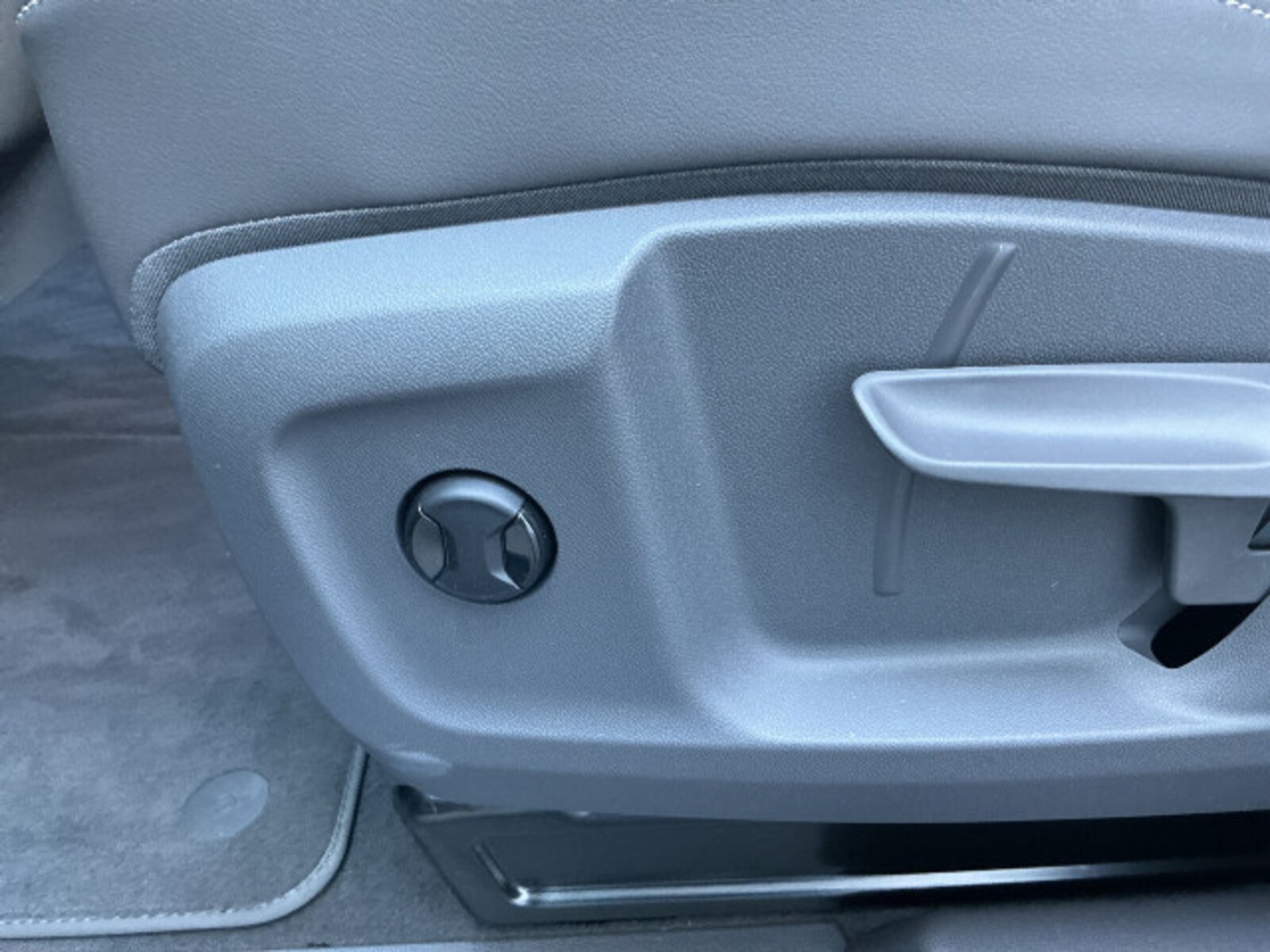Volkswagen Multivan Langversion – Bild 24