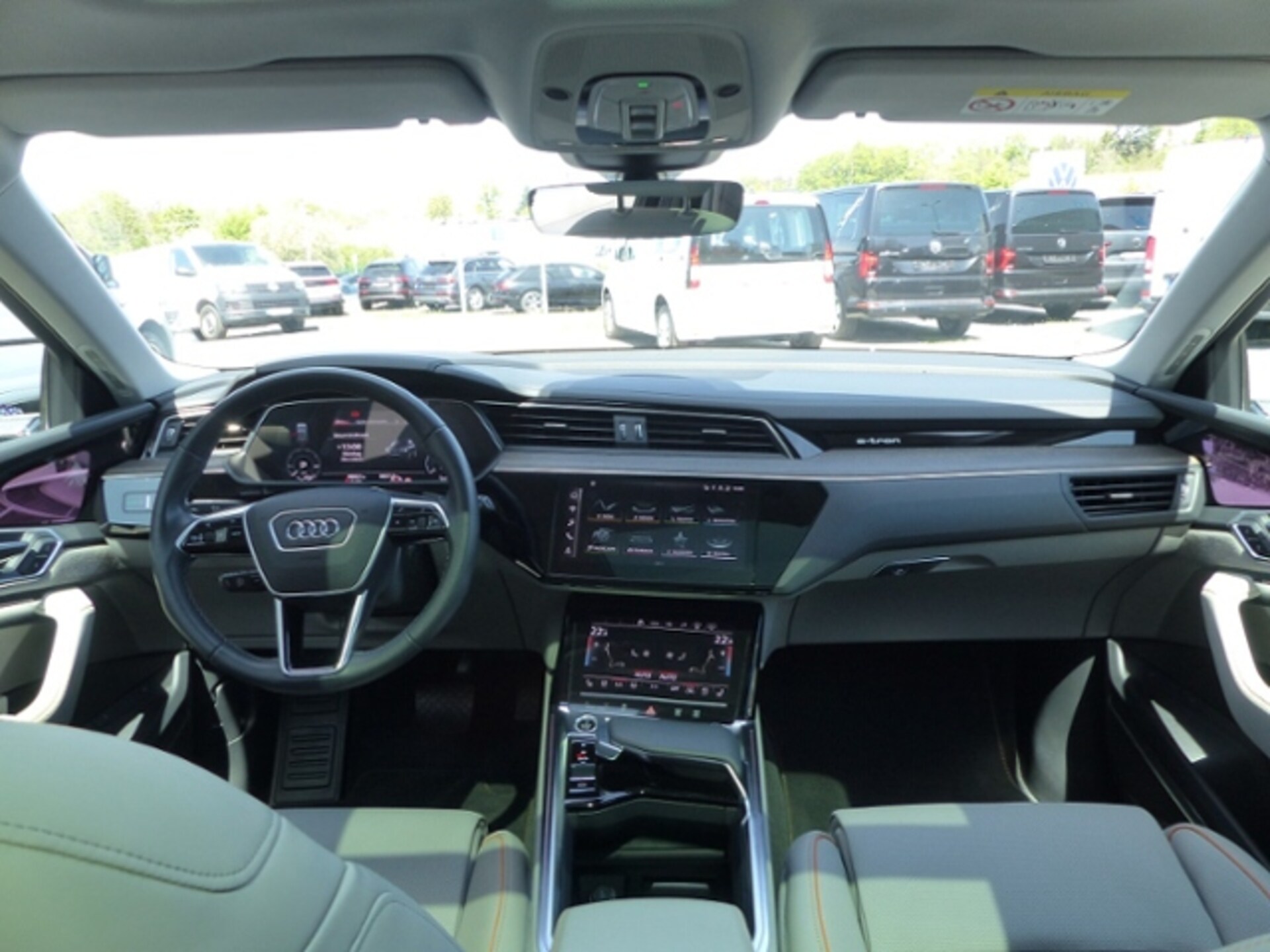 Audi e-tron S line