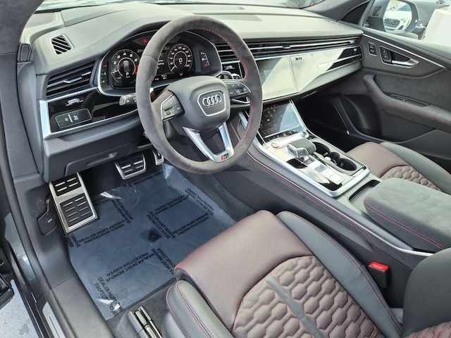 2026 Audi RS Q8 SUV performance