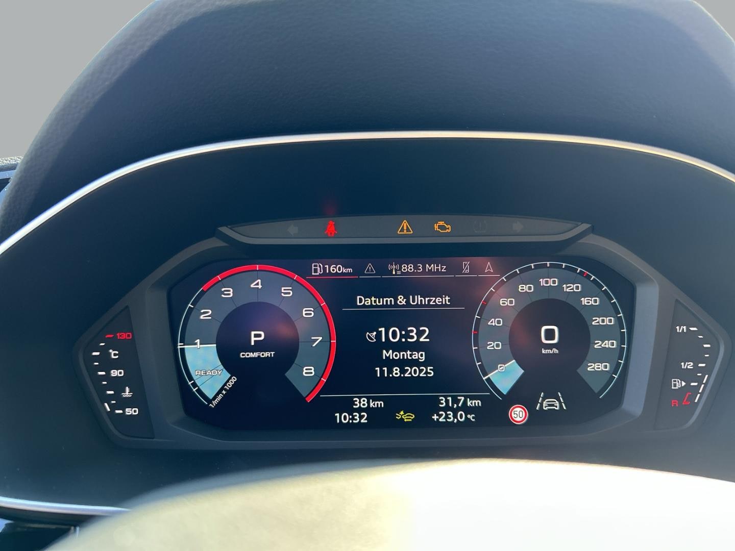 Bild über Audi Q3 advanced 35 TFSI S tronic - für weitere Informationen kontaktieren Sie den Audi Partner