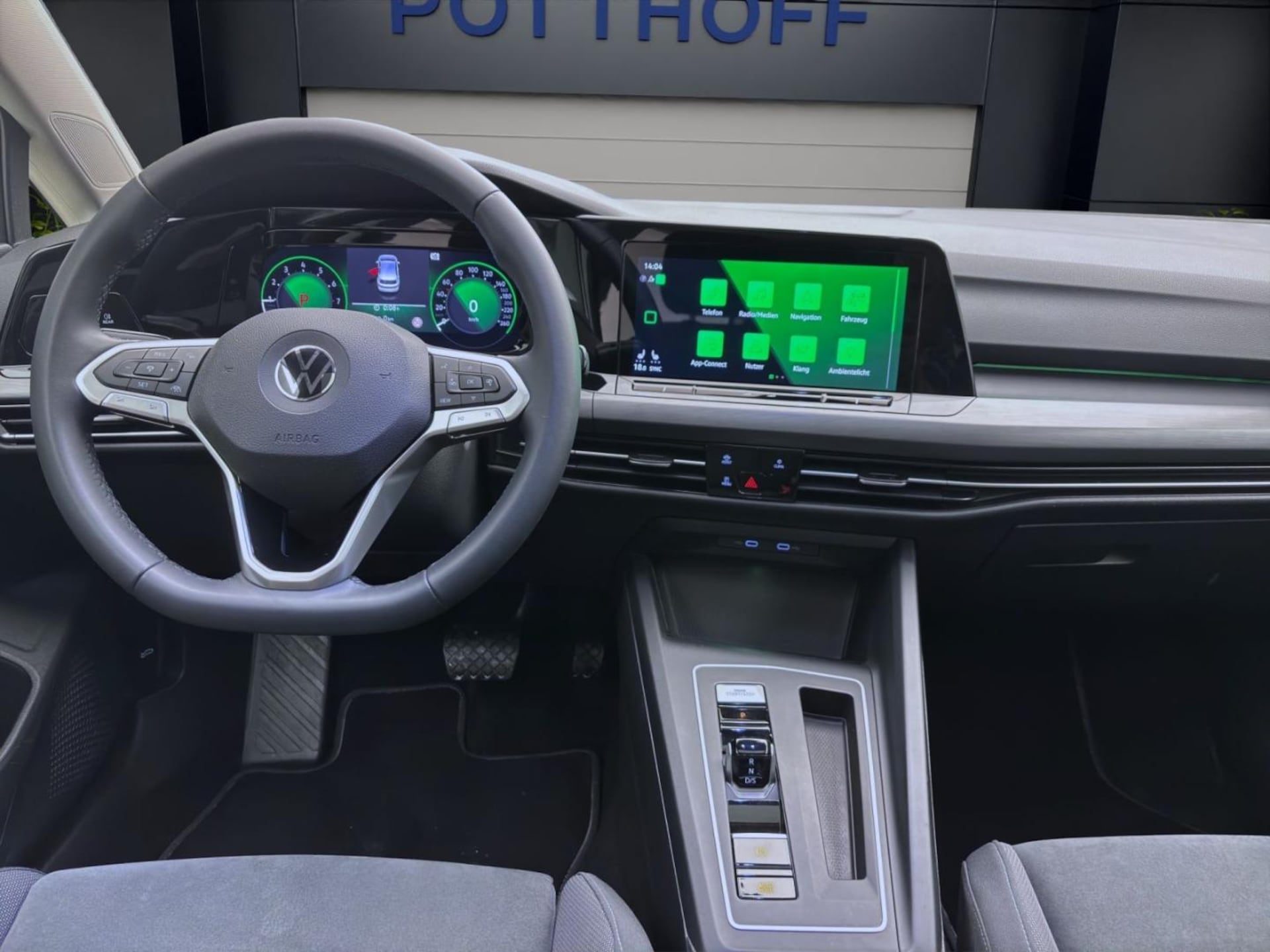 Volkswagen Golf Style