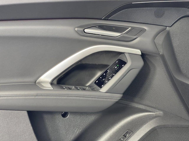 2025 Audi Q5 Premium - Photo 23