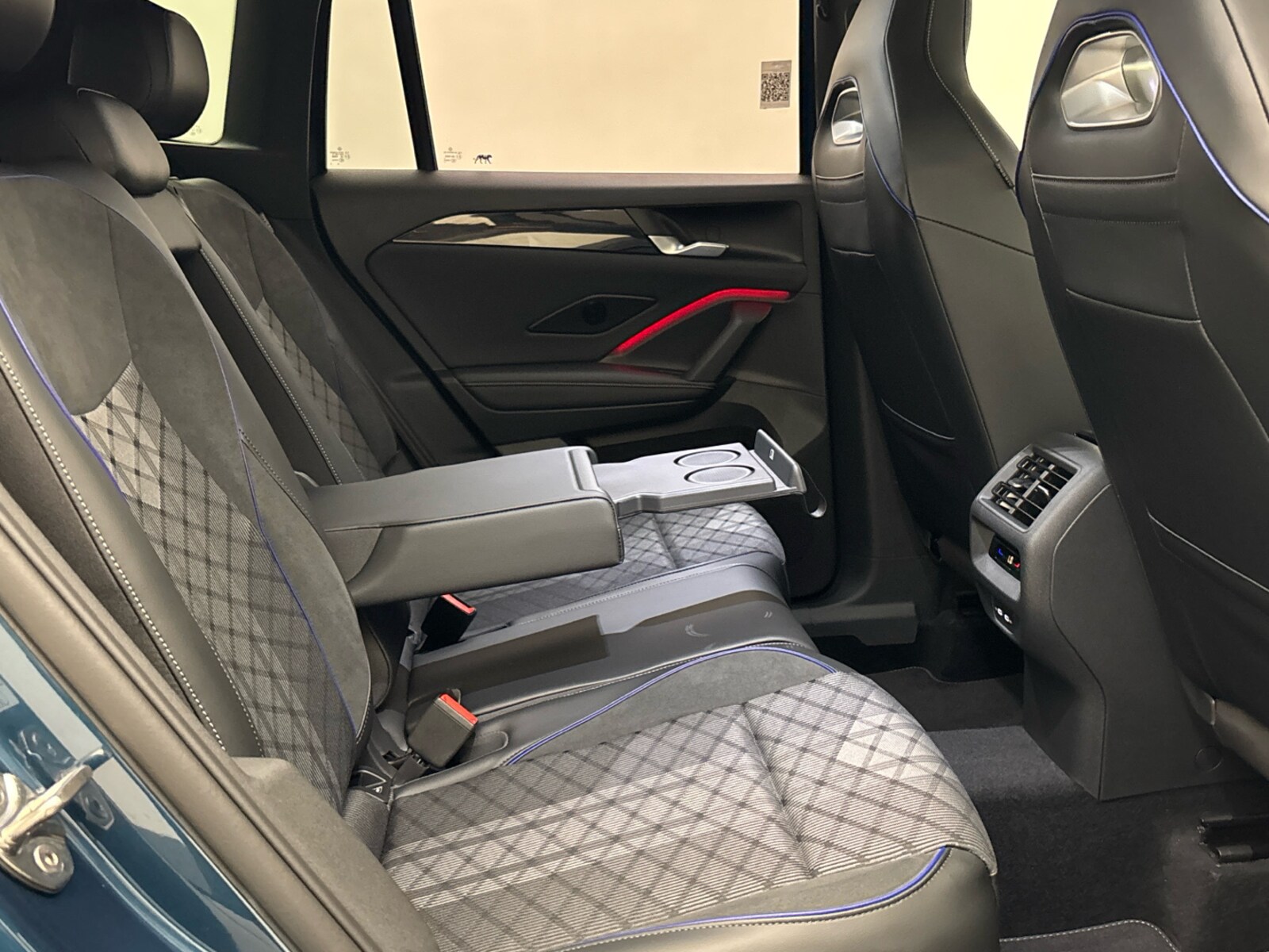 Volkswagen Tiguan – Bild 11