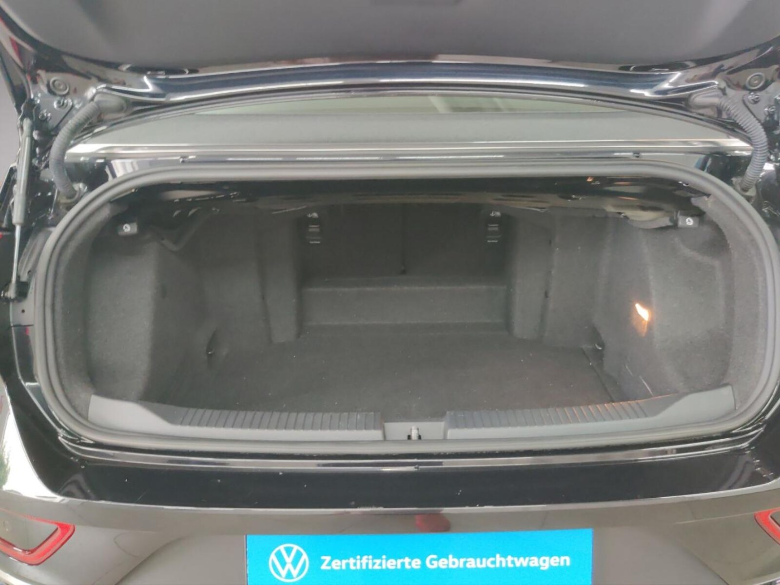 Volkswagen T-Roc Cabriolet – Bild 14