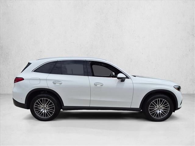 2026 Mercedes-Benz GLC 300