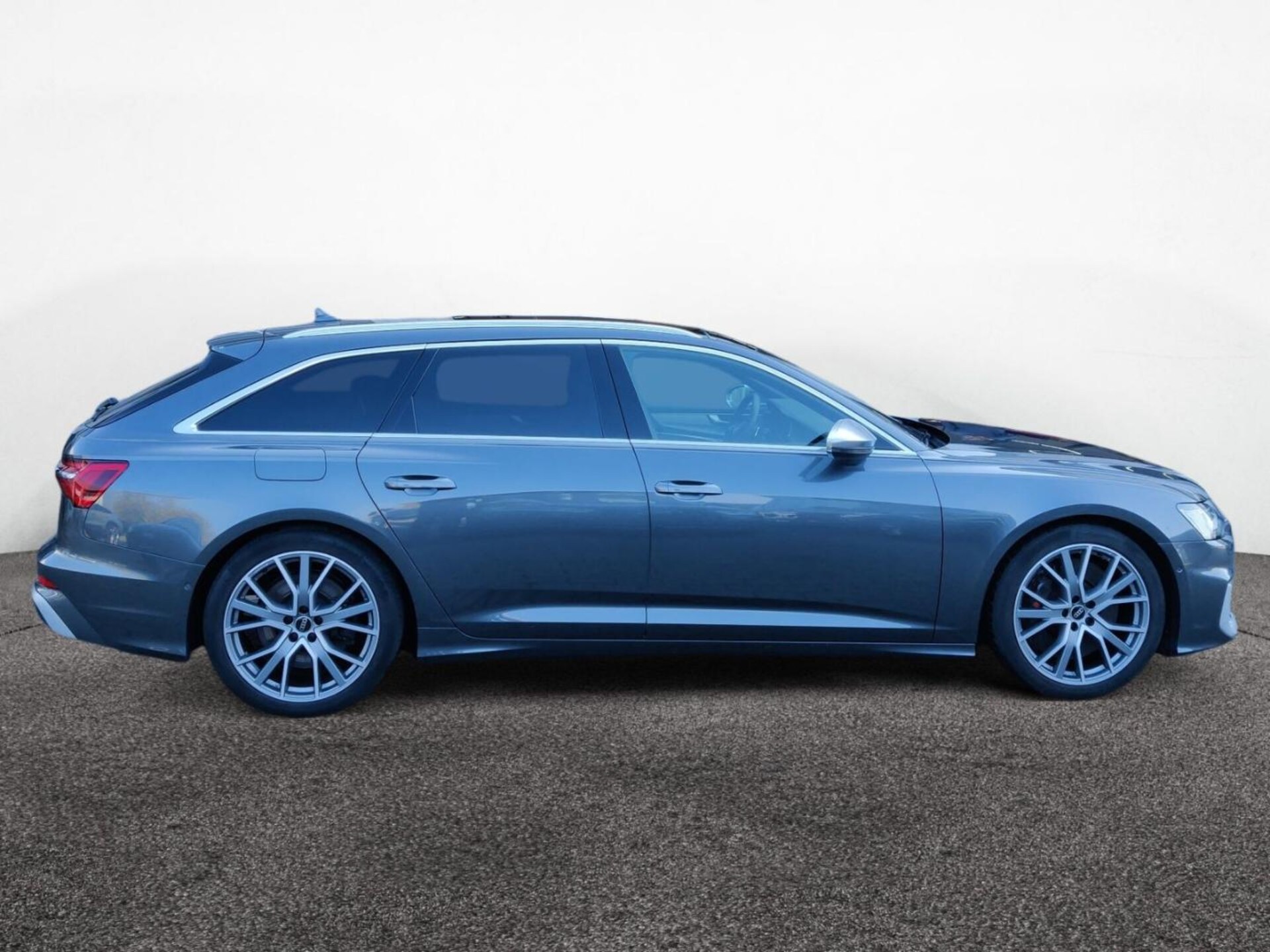 Audi S6 Avant