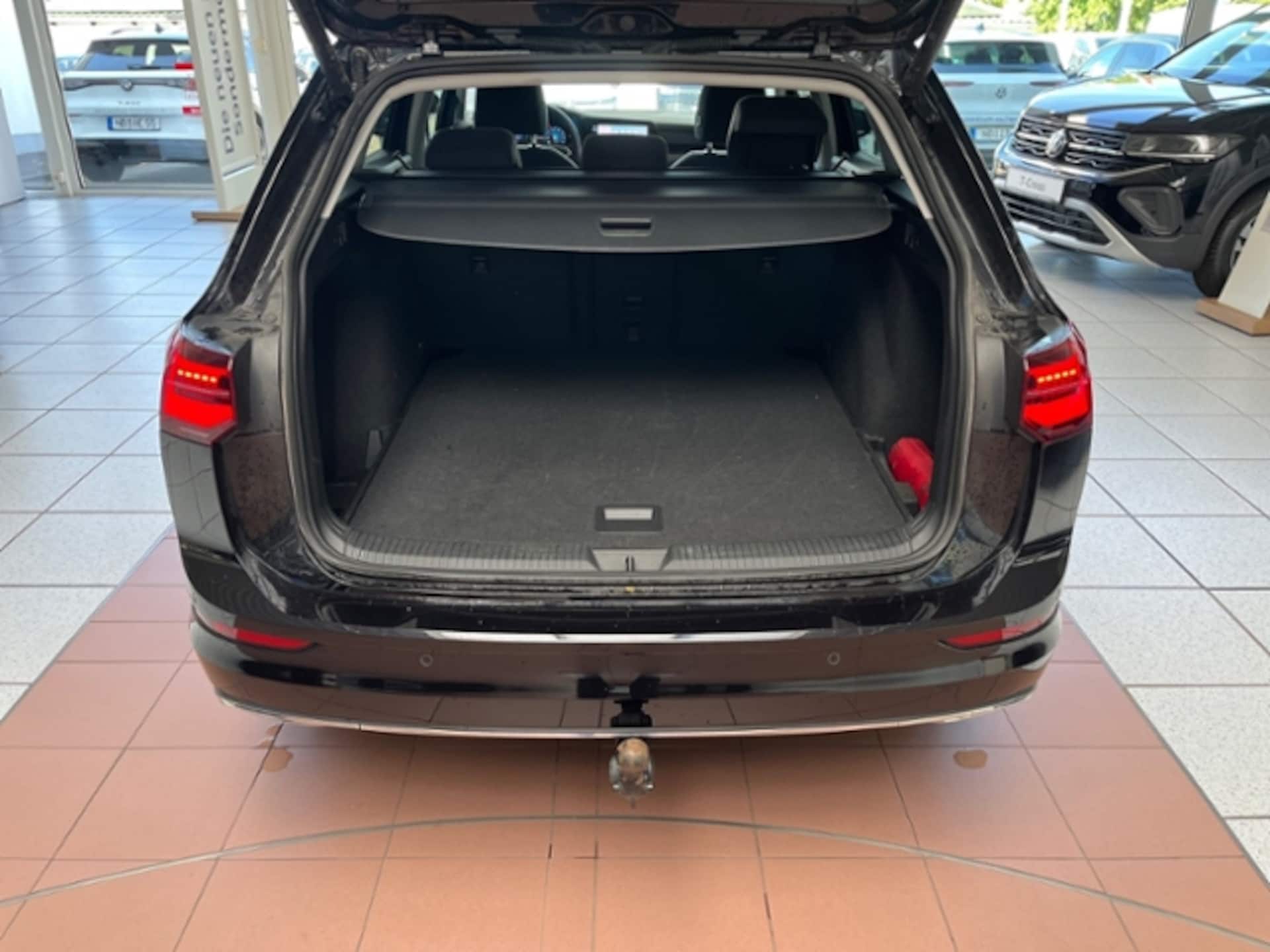 Volkswagen Golf Variant Style