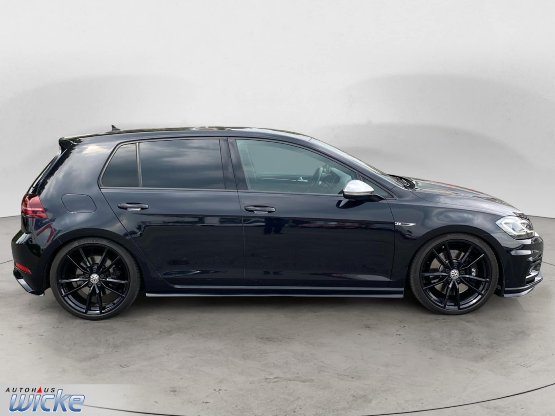 Volkswagen Golf R