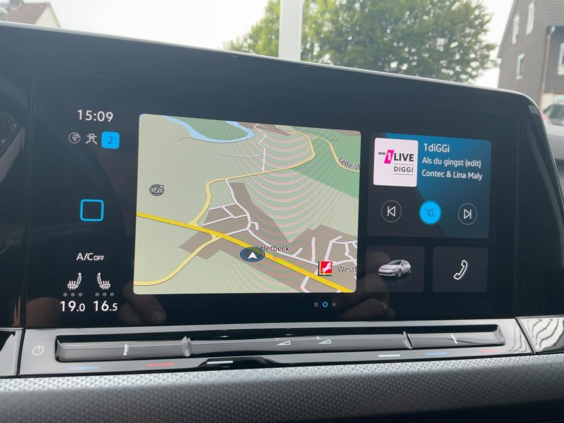 Volkswagen Golf Active