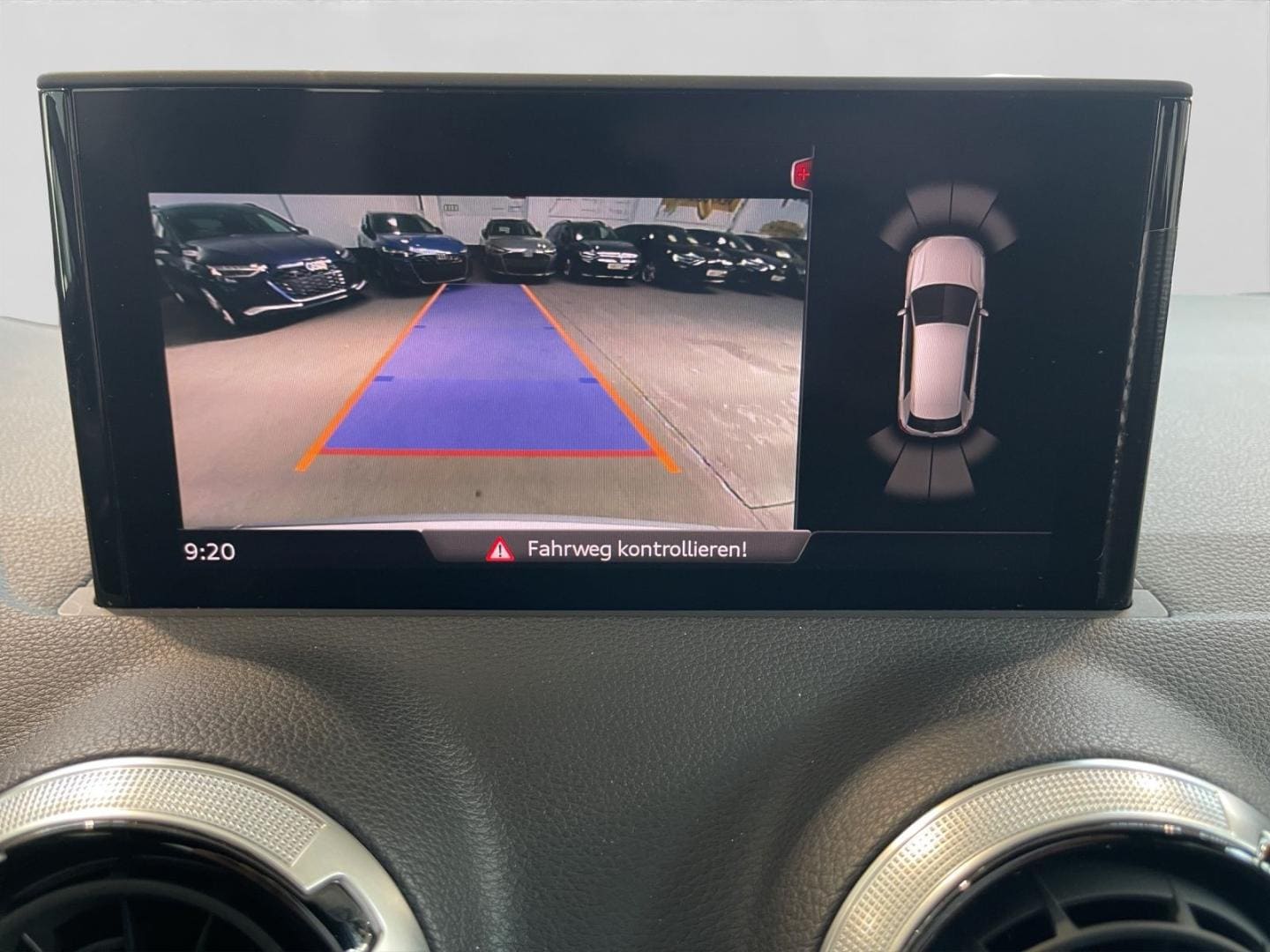 Bild über Audi Q2 S line 40 TFSI quattro S tronic - für weitere Informationen kontaktieren Sie den Audi Partner