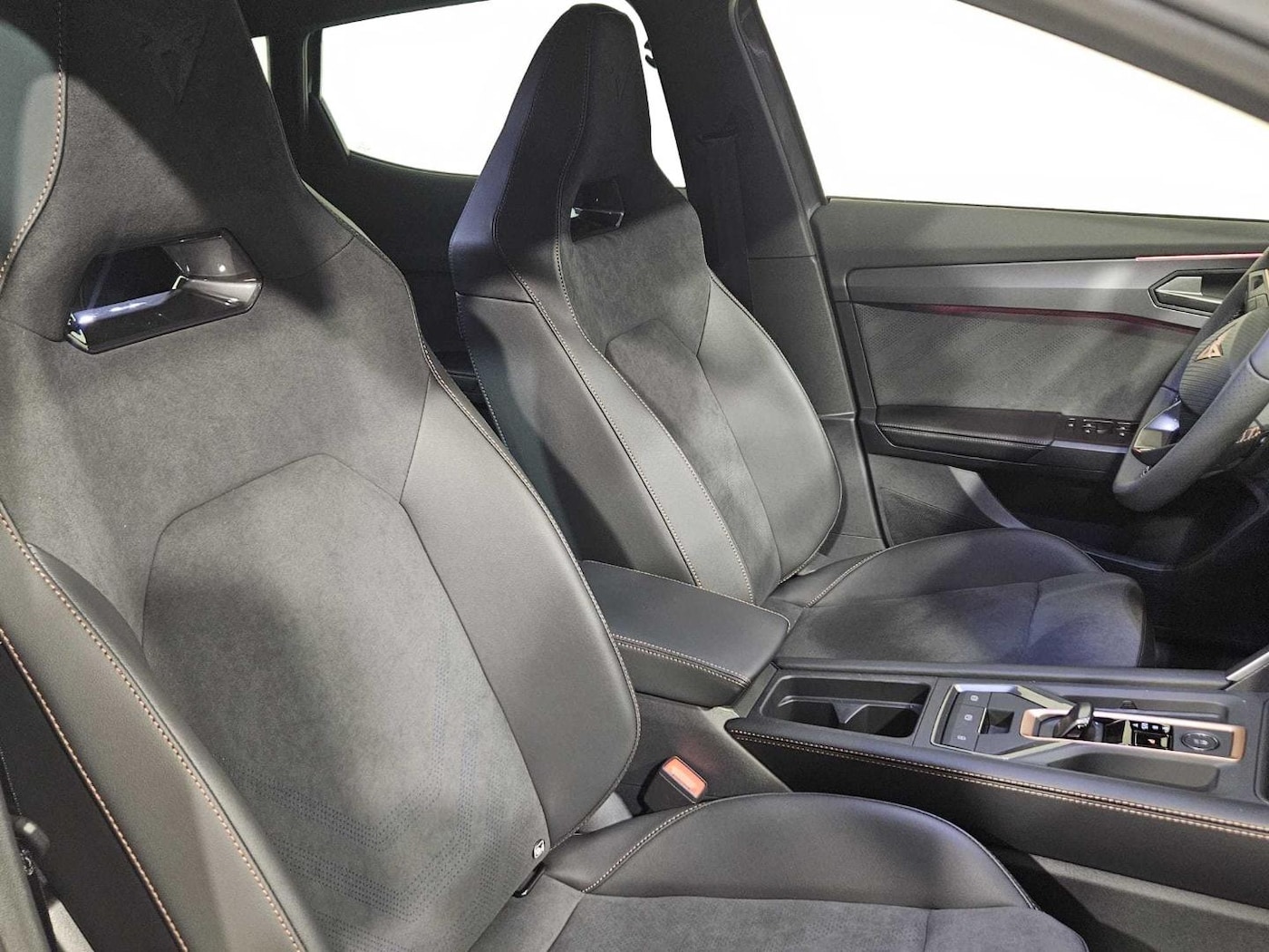 CUPRA Formentor 1.5 eTSI DSG 110 kW (150 CV) — photo 11