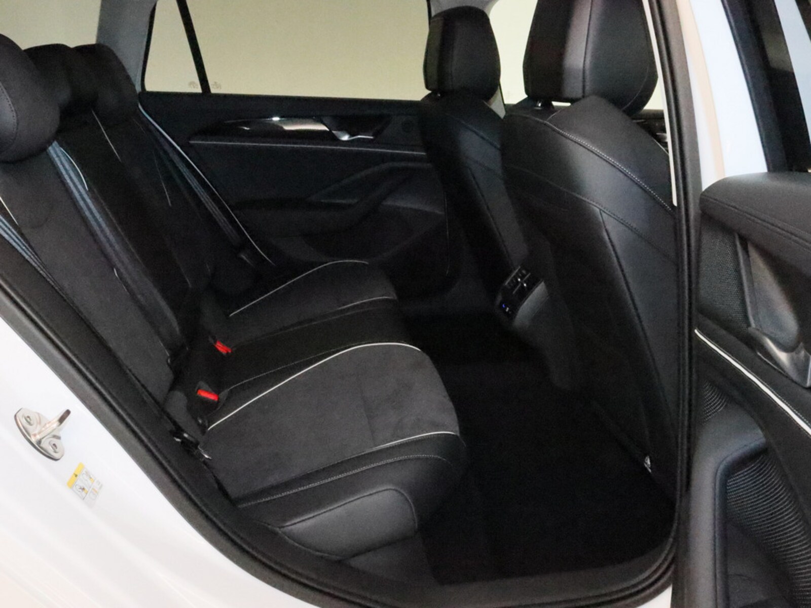 Volkswagen Passat – Bild 9