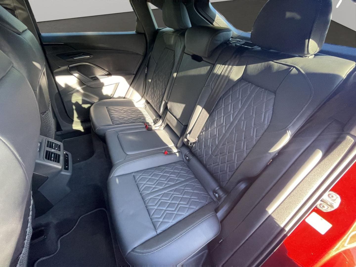Bild über Audi Q5 Sportback TFSI quattro 150 kW S tronic - für weitere Informationen kontaktieren Sie den Audi Partner