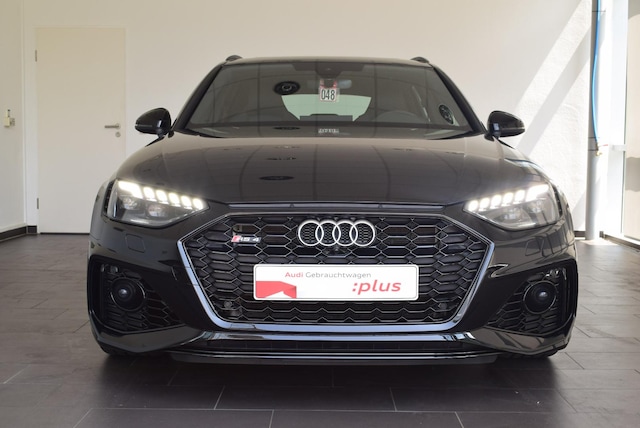Image about Audi RS 4 Avant TFSI quattro tiptronic