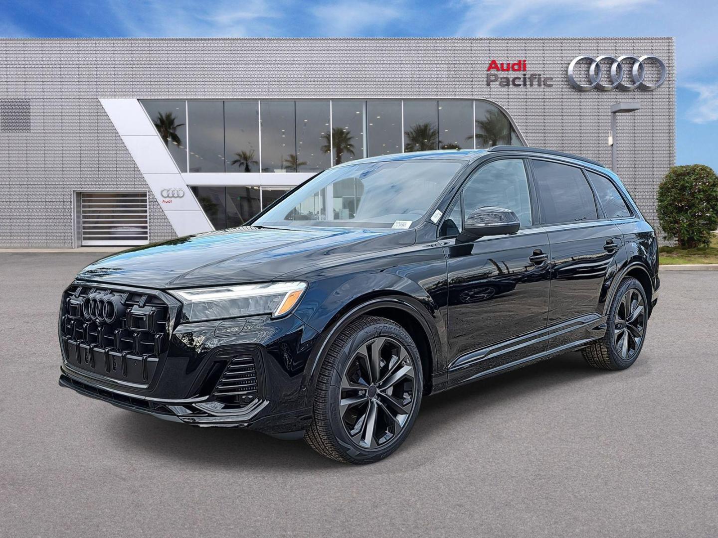 2026 Audi Q7 55 Premium Plus quattro Tiptronic's photo