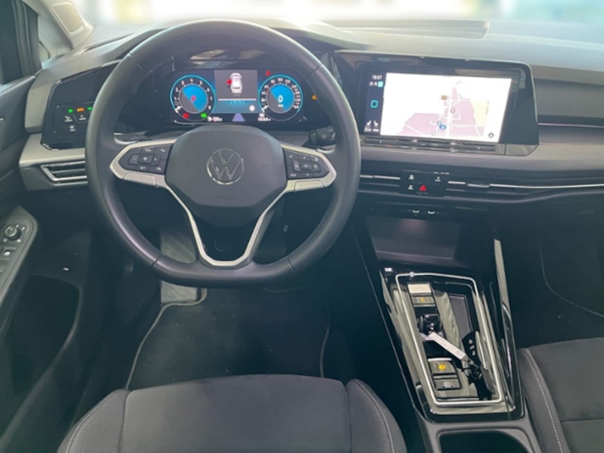 Volkswagen Golf Variant Style