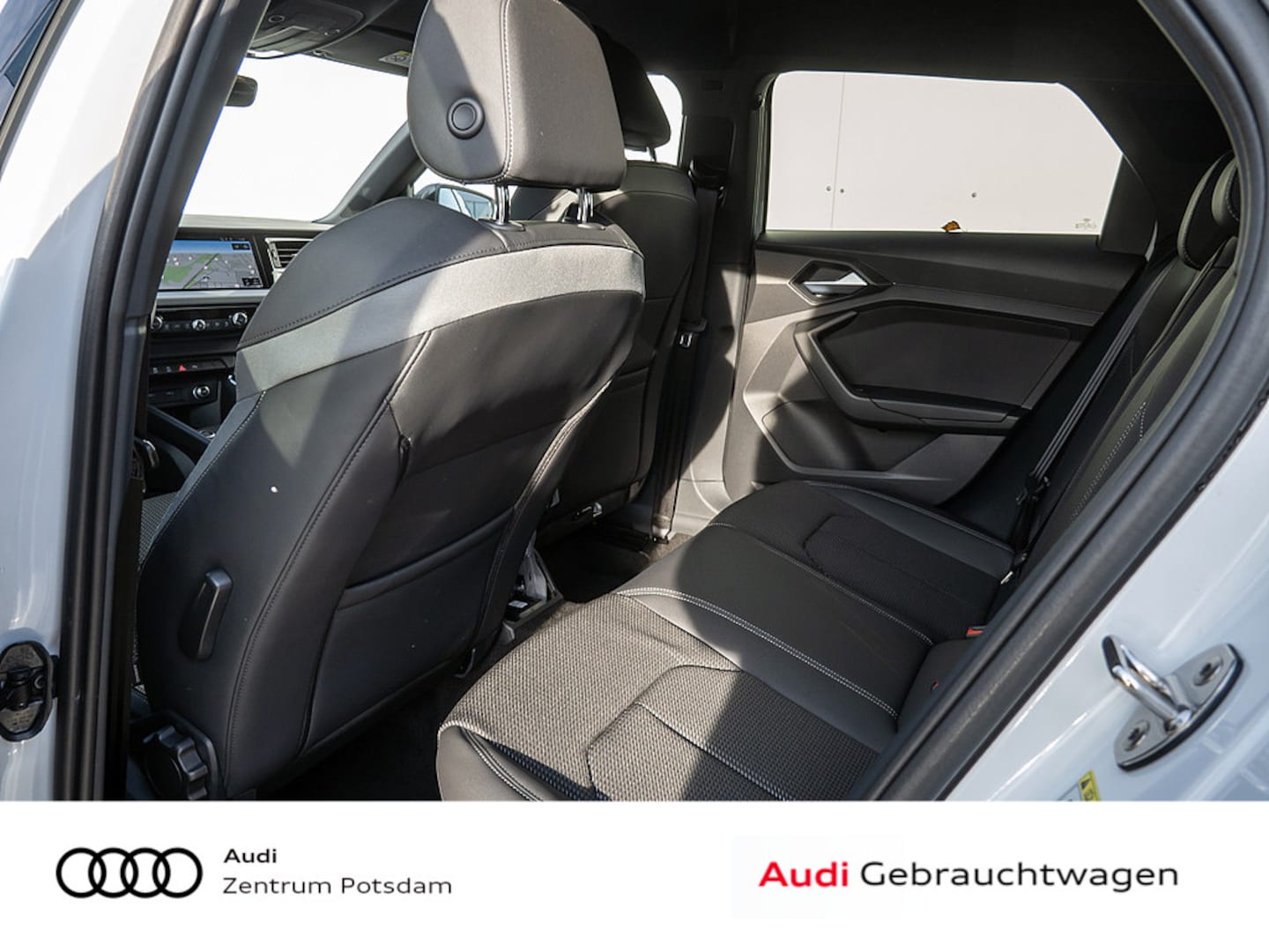 Bild über Audi A1 allstreet 30 TFSI S tronic - für weitere Informationen kontaktieren Sie den Audi Partner