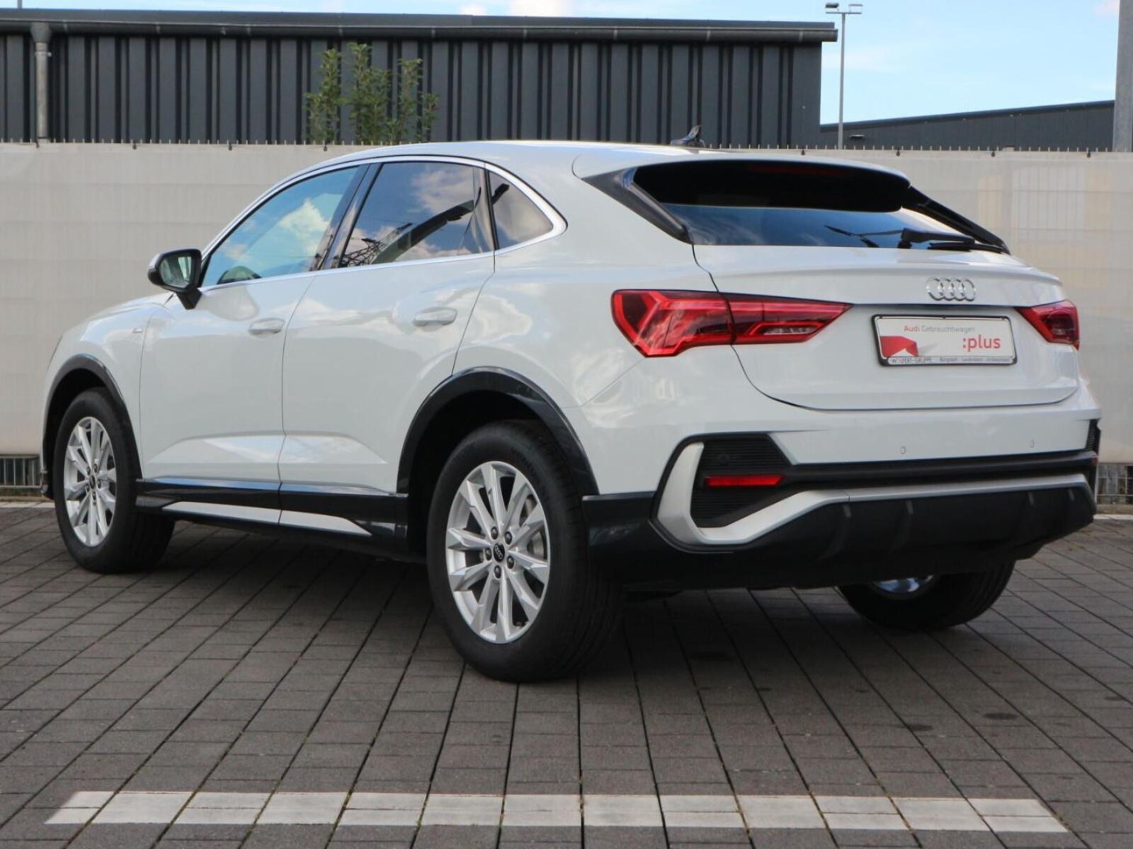 Audi Q3 Sportback – Bild 11