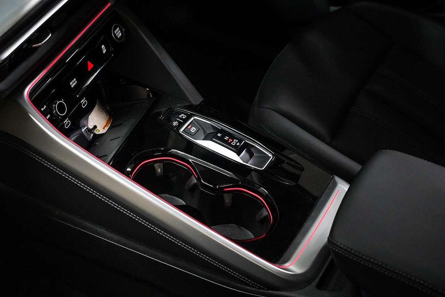Image about Audi Q5 SUV TFSI 150 kW