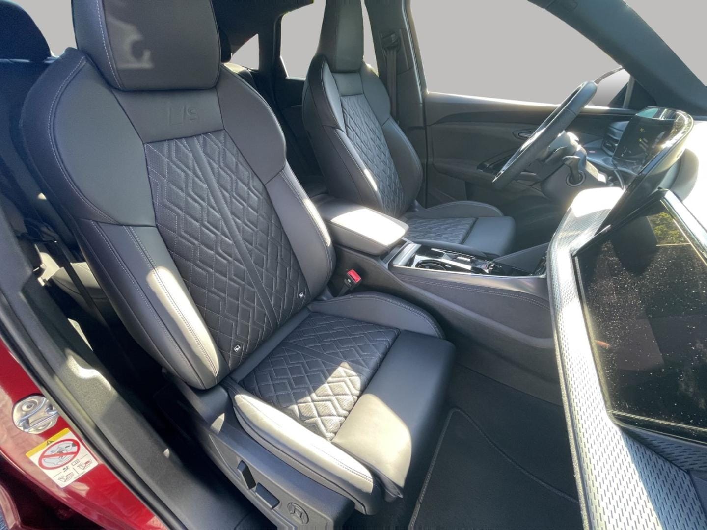 Bild über Audi Q5 Sportback TFSI quattro 150 kW S tronic - für weitere Informationen kontaktieren Sie den Audi Partner