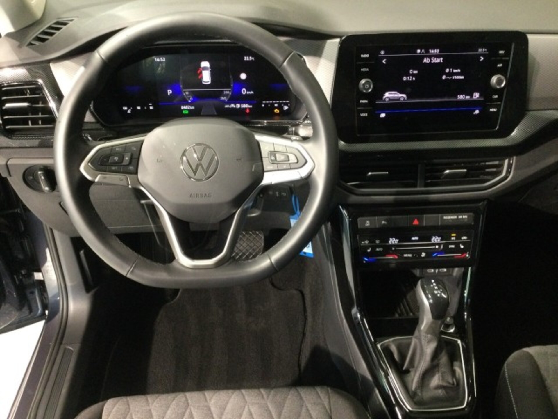 Volkswagen T-Cross Life