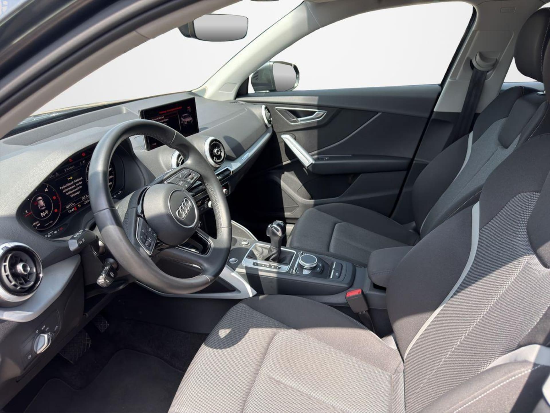 Audi Q2 S line